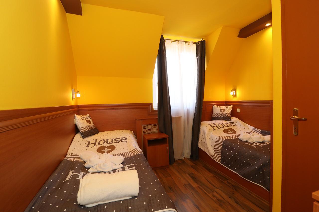 مبيت وإفطار ميسكولك Szekelykert Panzio المظهر الخارجي الصورة