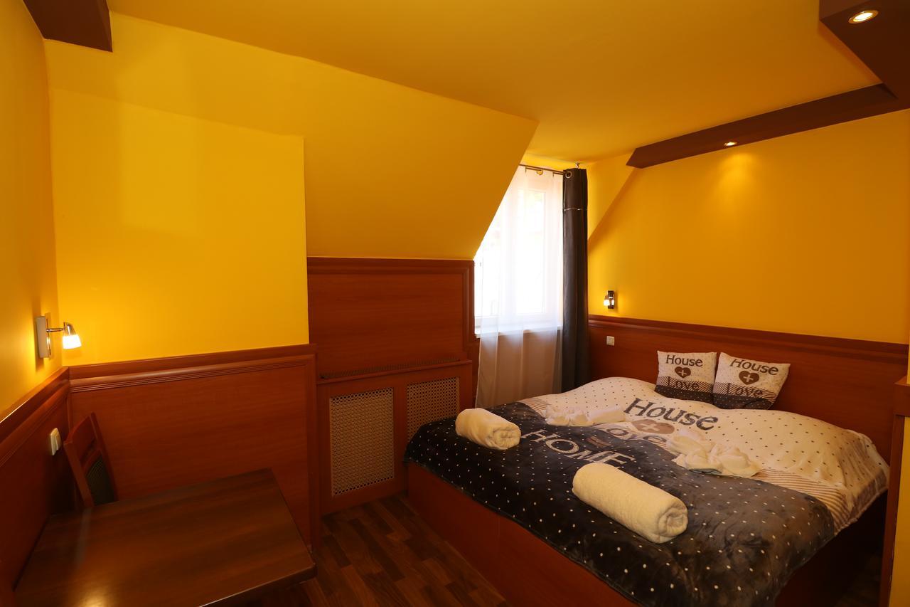 مبيت وإفطار ميسكولك Szekelykert Panzio المظهر الخارجي الصورة