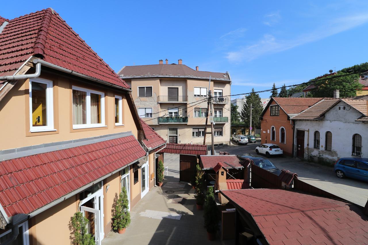 مبيت وإفطار ميسكولك Szekelykert Panzio المظهر الخارجي الصورة